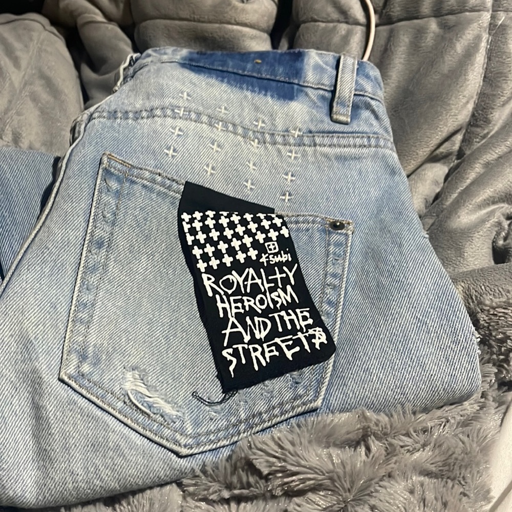Kazubi women jeans